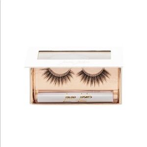 Lavaa Lashes - Charm Faux Mink - Black/White